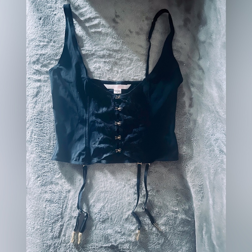 Victoria's Secret Black Lace Front Corset Style Merry Widow With Garters.